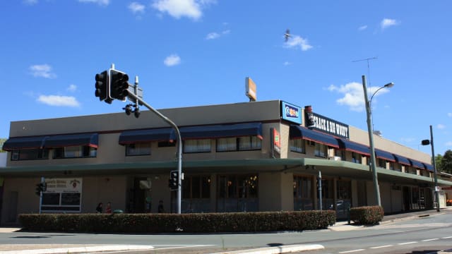 Sunshine Coast Hotel Opportunity with Multiple Revenue Streams