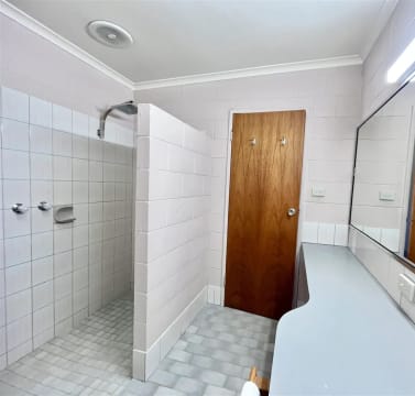 Leasehold  Motel with Restaurant in Tourism Hotspot Halls Gap