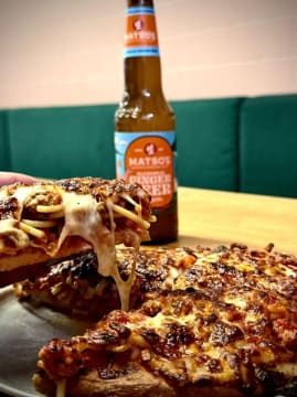Fully Licensed Turnkey Pizzeria – Prime Newport Main Road Position