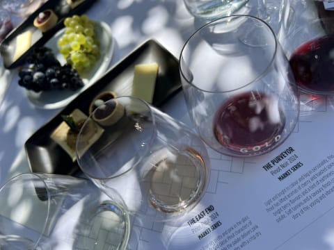 Established SA Wine Tour Operator: 25+ Years, Branded Fleet & Growth Potential