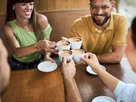 Thriving Bondi Corner Cafe $35,000 P.W. Sales