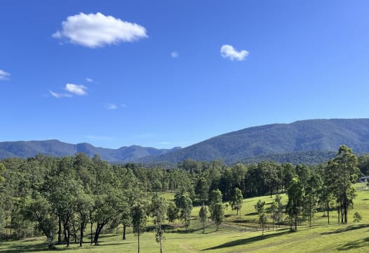 MODERN HOMESTEAD & ACREAGE, ECO-TOURISM APPROVED - 1072CPF