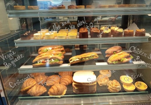 Modern Dandenong Café/Kiosk – Prime Shopping Centre Location