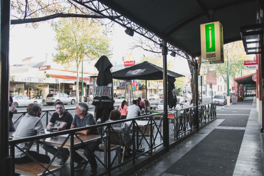 REDUCED TO SELL - PIZZA & PASTA RESTAURANT CBD BENDIGO LONG ESTABLISHED BUSINESS