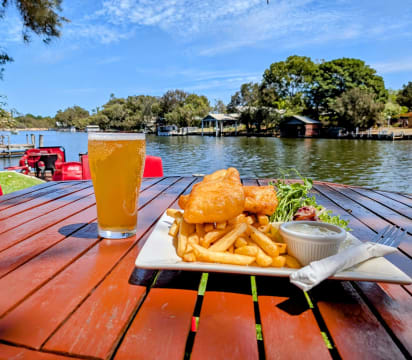 Waterfront Licensed Café  – Freehold & Business Opportunity