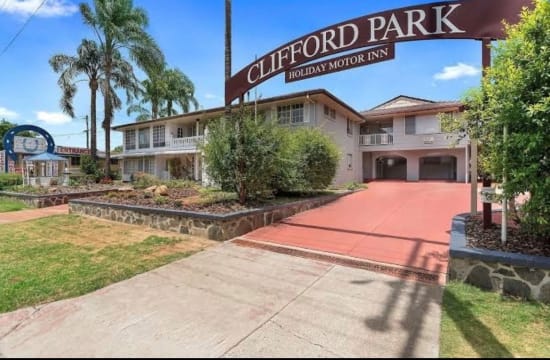 Freehold or Leasehold Motel for Sale in Toowoomba QLD, $1,400,000- new 30-year lease.