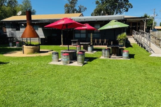 Priced Reduced - The Farmers Arms Hotel