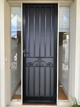 REPUTABLE LOCKSMITH AND SECURITY DOOR BUSINESS IN BAYSIDE MELBOURNE