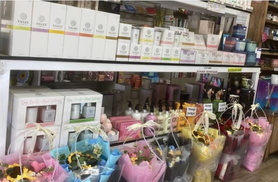 Established Greater Brisbane News agency and Gift Shop