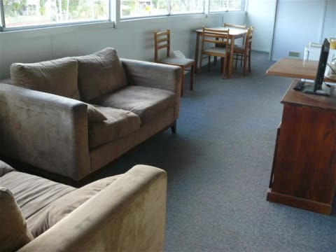 COUNTRY FAMILY HOTEL SELLING FREEHOLD