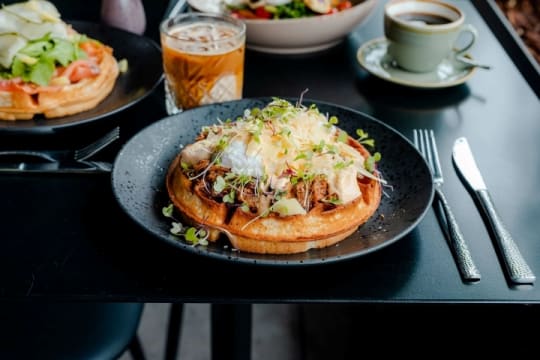 CLAREMONT TURN-KEY CAFÉ
