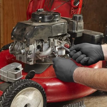Leading Mower Retail Sales/Service Business. Run Under Management