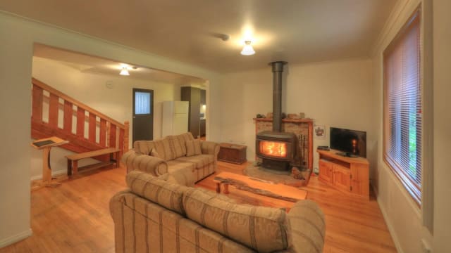 West Coast Holiday Home 4 1/2 * Acommodation or Family Home