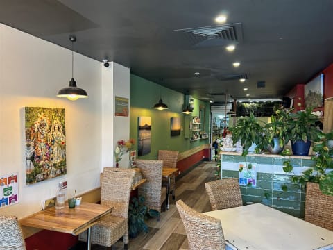 Thriving Vegetarian Restaurant with Beautiful Fit-out