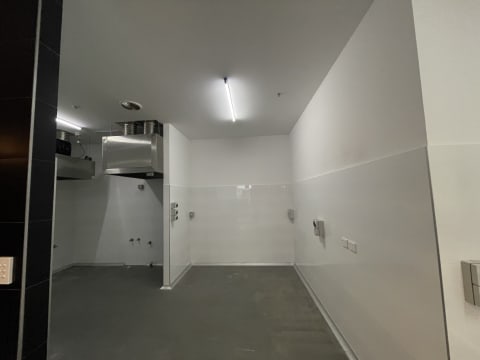 BlossomBite Creations of Bespoke Cakes and Desserts