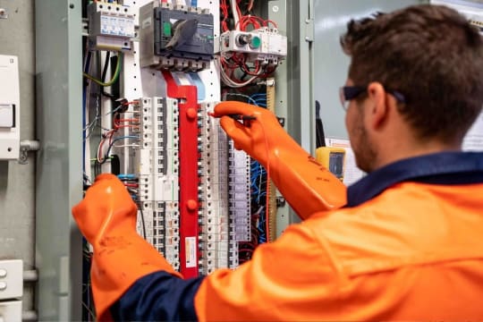 Industrial Electrical & Water Infrastructure Services Business  SE QLD Profit $1.2m
