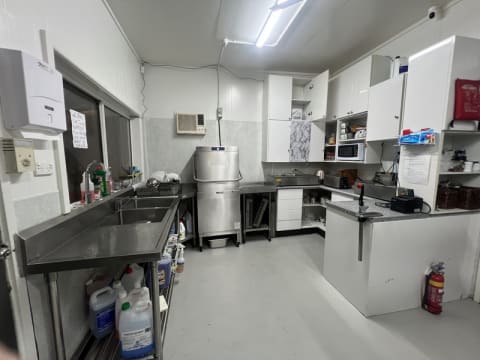 Railway Hotel Dingee - Build It and They Will Come