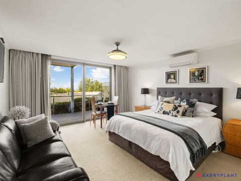 5-Star Operating Luxury B&B Business Offered With Its Full Coastal Residence