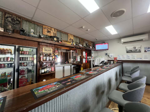 Railway Hotel Dingee - Build It and They Will Come