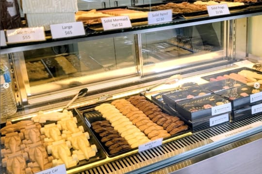 LEASEHOLD FOR SALE BY EXPRESSIONS OF INTEREST - Mountains Of Chocolate, Ararat VIC - 1P0588