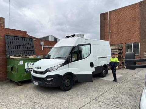 Take Over a Thriving Import and Wholesale Business in Northern Suburbs