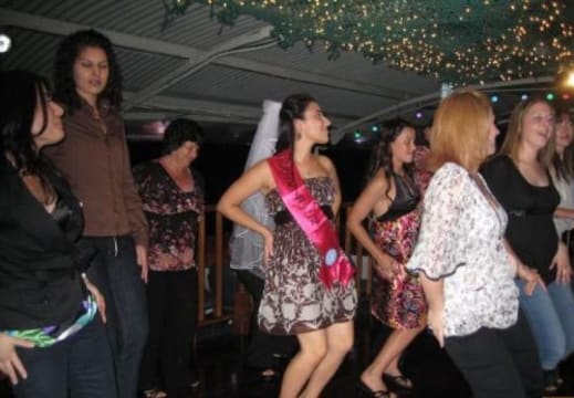 HAWKESBURY PADDLEWHEELER (RIVER BOAT) BUSINESS - INCLUDES 2 VESSELS!