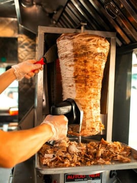 Established Shawarma & Grill business with 660k revenue and 245k owner-operator potential profit