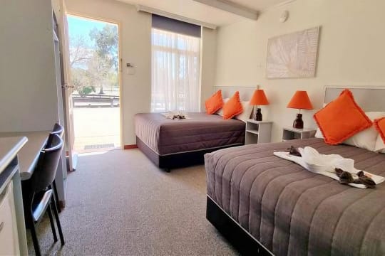 SECURE FREEHOLD MOTEL WITH VALUE-ADD POTENTIAL - 1434MF