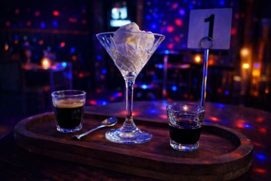 Iconic Gin Bar, Restaurant & Freehold Award-Winning Hospitality Venue