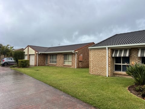 Live Offsite – No Real Estate Purchase Needed - ID 8435