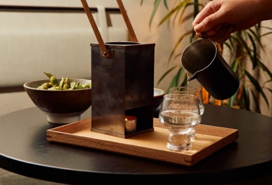 Unique Wine & Sake Bar in Melbourne's Iconic Hardware Lane (Our Ref: V2119)