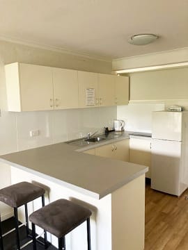 Modern Apartment Complex in Vibrant Rural City of Orange - 2314MF