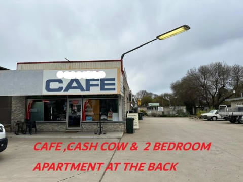 Accommodation Crisis ?  Possible $900K NET to a investor.