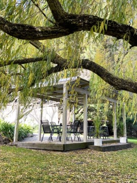 AN ABSOLUTE RIPPER LEASEHOLD MOTEL - 2682ML