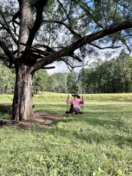 MODERN HOMESTEAD & ACREAGE, ECO-TOURISM APPROVED - 1072CPF