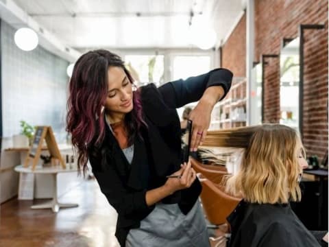 Premium Hair Salon, Hills District