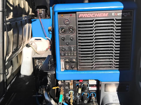 Dunwell Carpet Cleaning 25 Years 1 Owner Netting av $135K  WIWO $120K