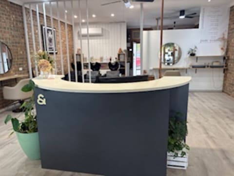 Hair Salon Aldinga for sale