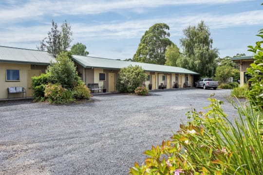 UNDER CONTRACT Adj Net Profit>$243K 13 Rooms Freehold Motel Strahan Tasmania 70% Occupancy