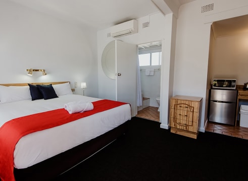 PERFORMING FREEHOLD MOTEL OFFERING WITH UPSIDE & LONG-TERM CAPITAL GROWTH - 1258MF