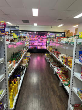 SUNSHINE COAST CONVENIENCE STORE $100,000 plus SAV (NEG)