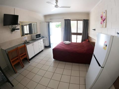 Strategic Investment Holding Gateway To Success In Hospitality! - 2016MI