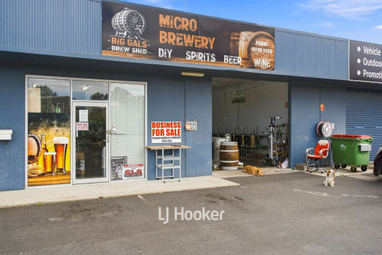 Big Gal's Brew Shed | Brew-On-Premises & Retail | Bunbury