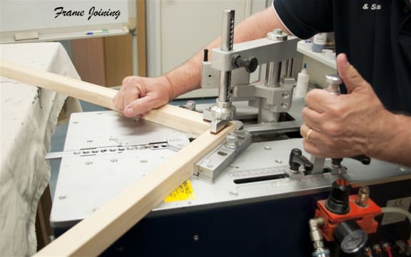 Picture Framing &amp; Signage Printing Business 4 sale