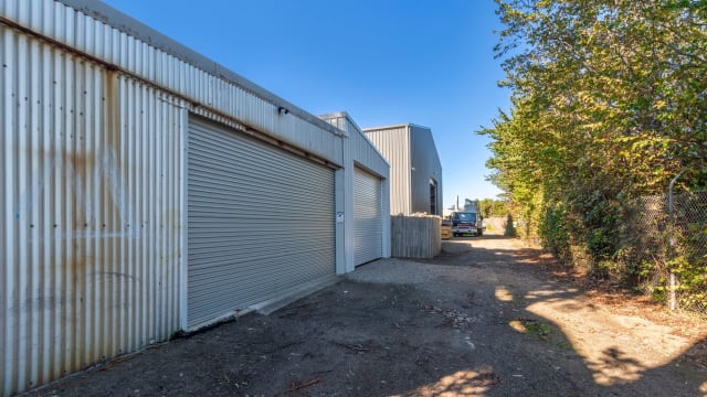 Thriving Freehold Manufacturing Business on the Great Ocean Road - South Coast Windows