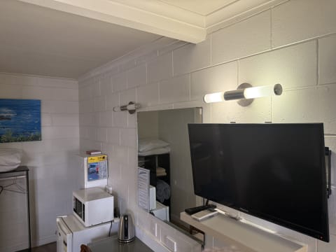 Central Qld Freehold Opportunity - 1924MF