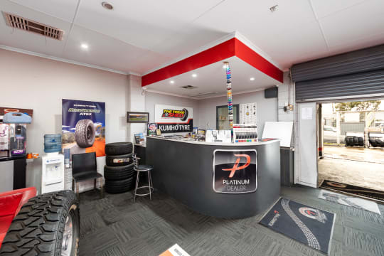 *SOLD BY VENTURE COMMERCIAL*