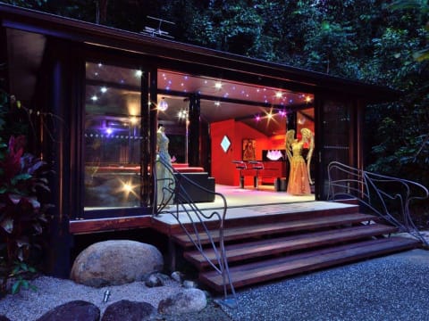 LUXURIOUS RETREAT FOR THE DISCERNING OWNER WITH POTENTIAL TO RAMP UP - 2749MF3