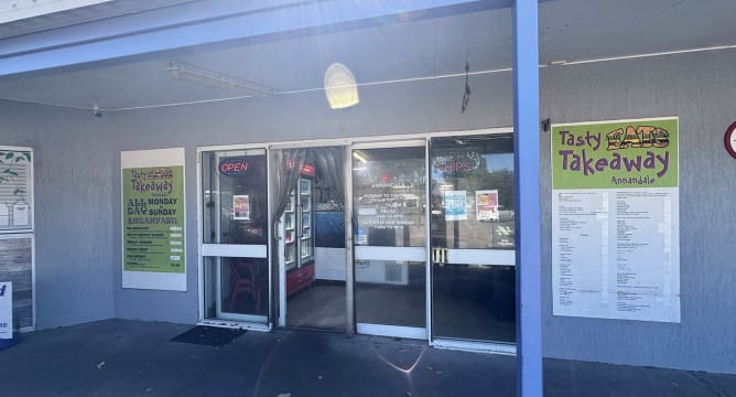 Tasty Eats Takeaway, Fish & Chips - Townsville