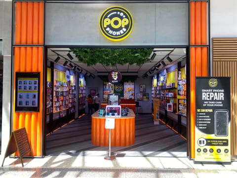 Pop Phones Franchise  Tech Retail & Repairs with National Brand Backing